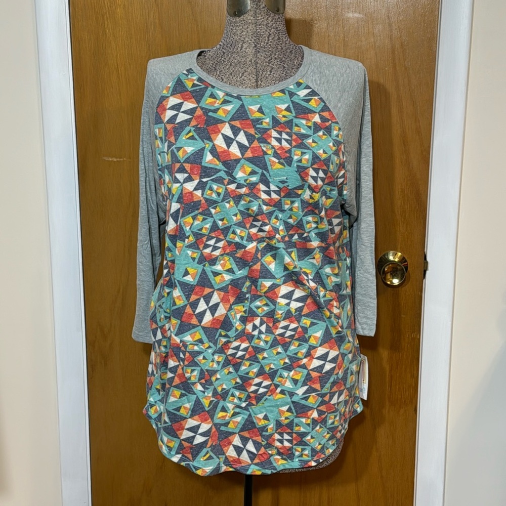 LuLaRoe NWT Womens XL Randy Style Raglan Mid Length Sleeve Geometric
